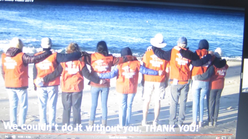 Mammal Center Volunteers